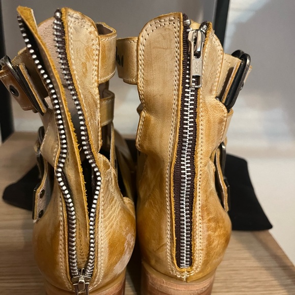 Freebird size 12 sandal boot - Picture 3 of 7